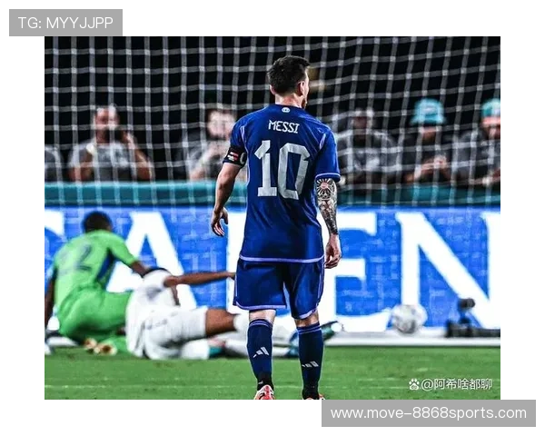 阿圭罗退役后首场足球友谊赛引爆球迷热情重返赛场展现球王风采 阿圭罗退役后首场足球友谊赛引爆球迷热情重返赛场展现球王风采